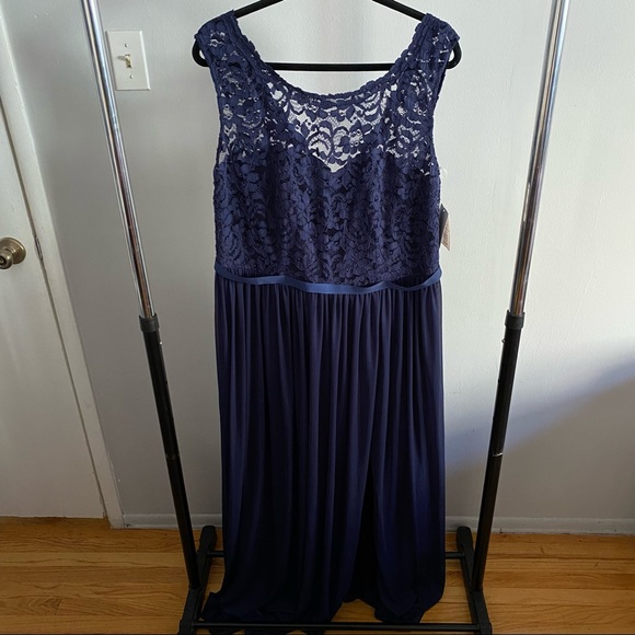 NWT David’s Bridal Bridesmaid Dress size 18 - Picture 2 of 9